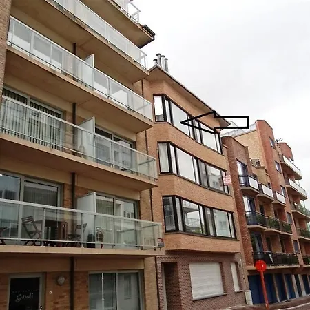 Sandettie 301 Nabij Zeedijk Voor Max 4 Personen Daire Nieuwpoort